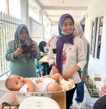 Rumah Sakit Onkologi Solo Gelar Posyandu SPM 6 Plus, Hadirkan Layanan Kesehatan bagi Lansia, Ibu Hamil, dan Balita